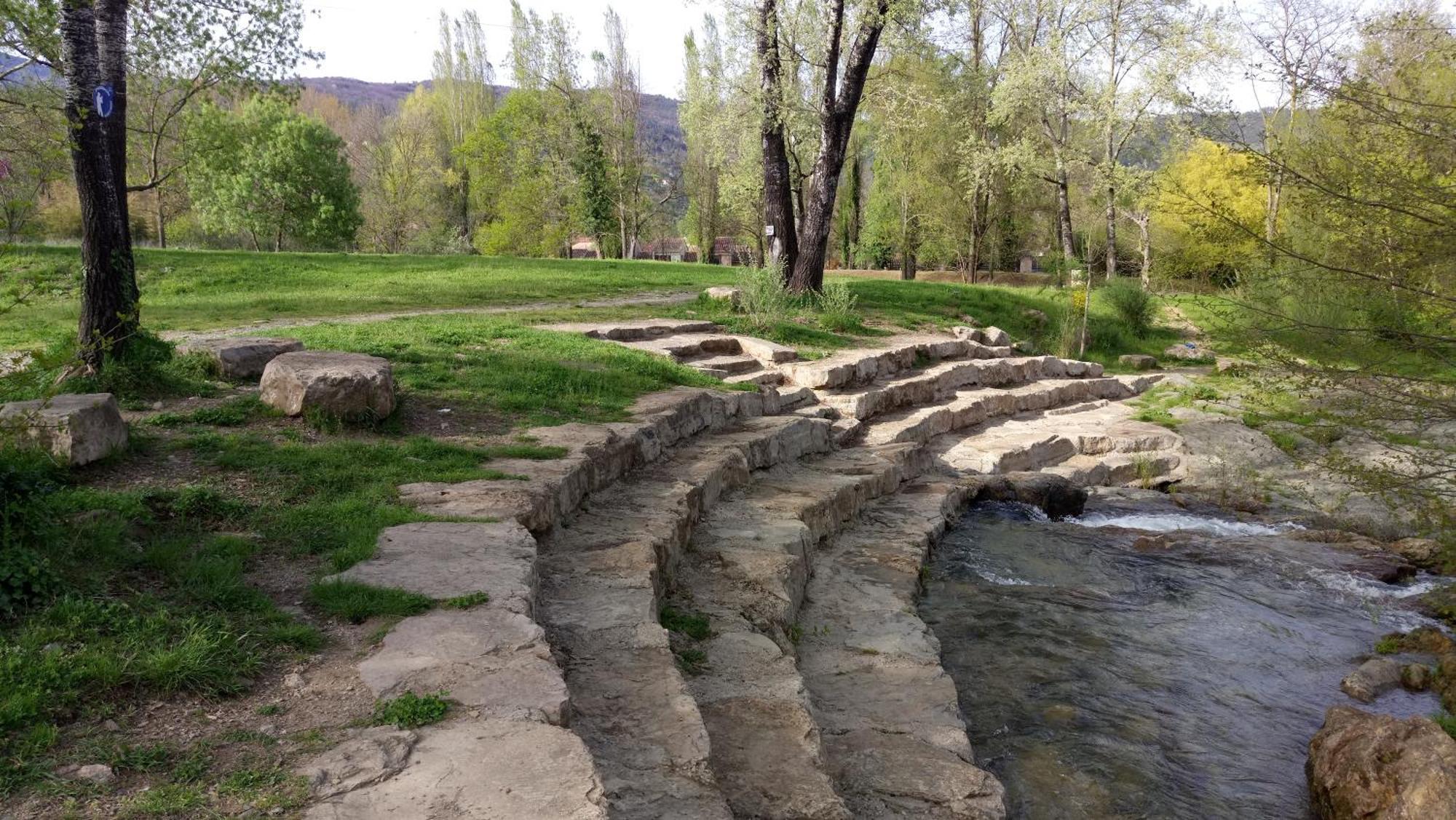 Le Moulin Aux Chandelles 2, Vacances & W-E, Vues Riviere, Montagne & Ville, Tout Confort Deconnecte, Eclairage Bougies, Connexions A 200M Au Centre Le Vigan Gite Les Amoureux De L'Arre, Randonnee Chemin De Saint-Guilhem-Le-Desert, Lire Profil Avant R מראה חיצוני תמונה